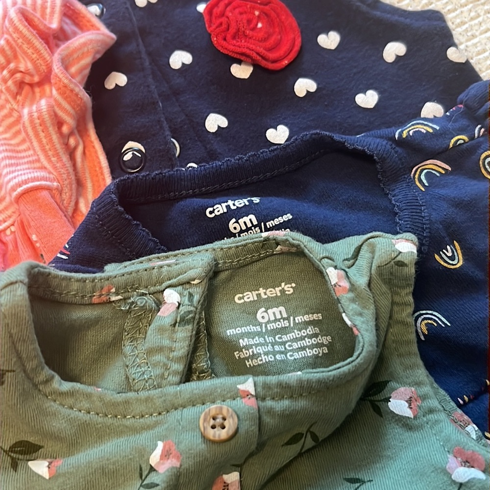 6M Carter’s Rompers Bundle - Picture 3 of 4